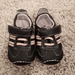 Riley Roos Baby Shoes Sz 3-6 months